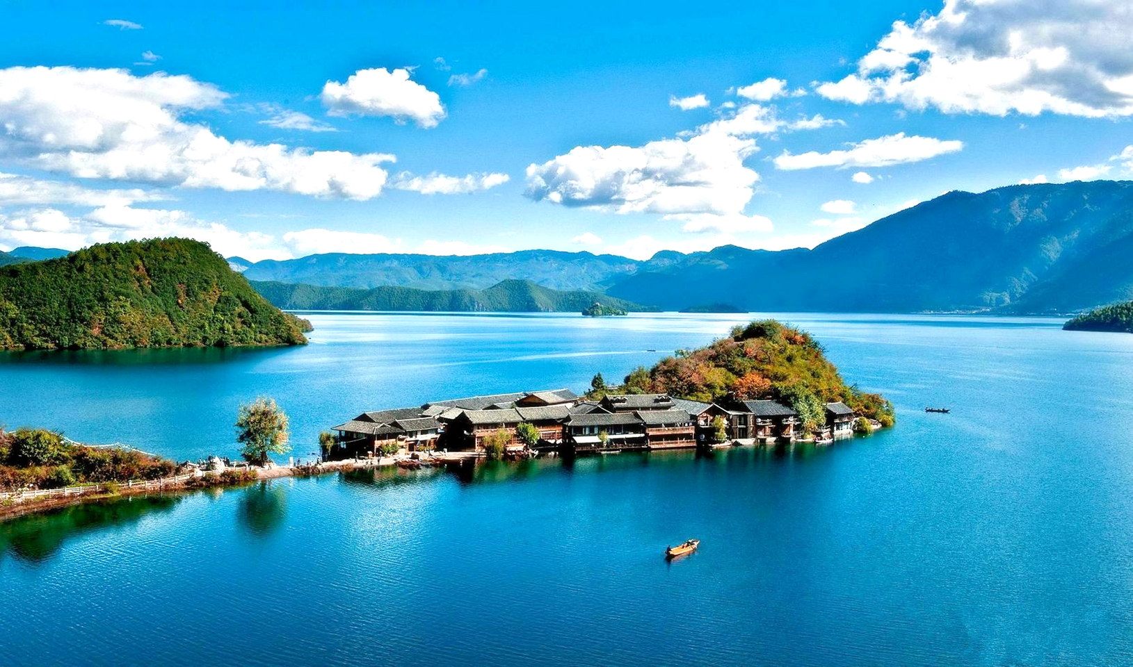 <昆明市-丽江市-大理市-香格里拉县三飞单动6天5晚跟团游>